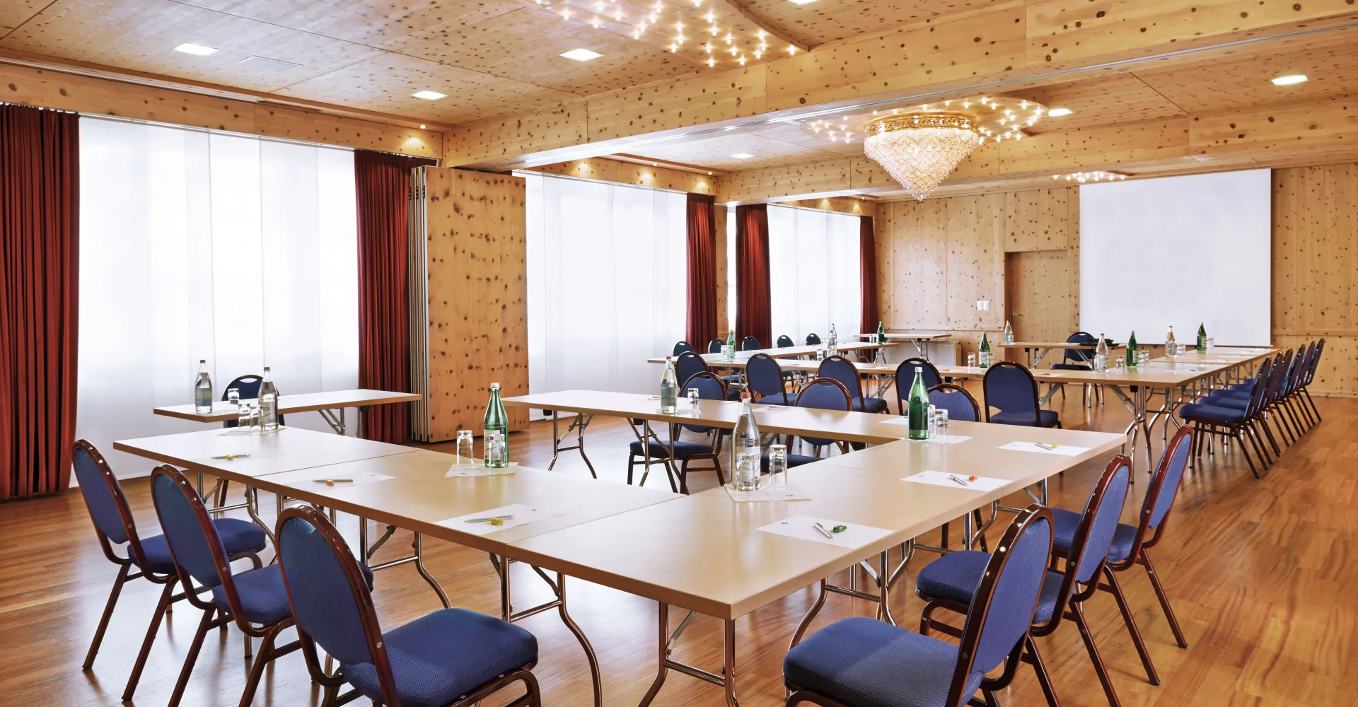 Arvensaal with seating