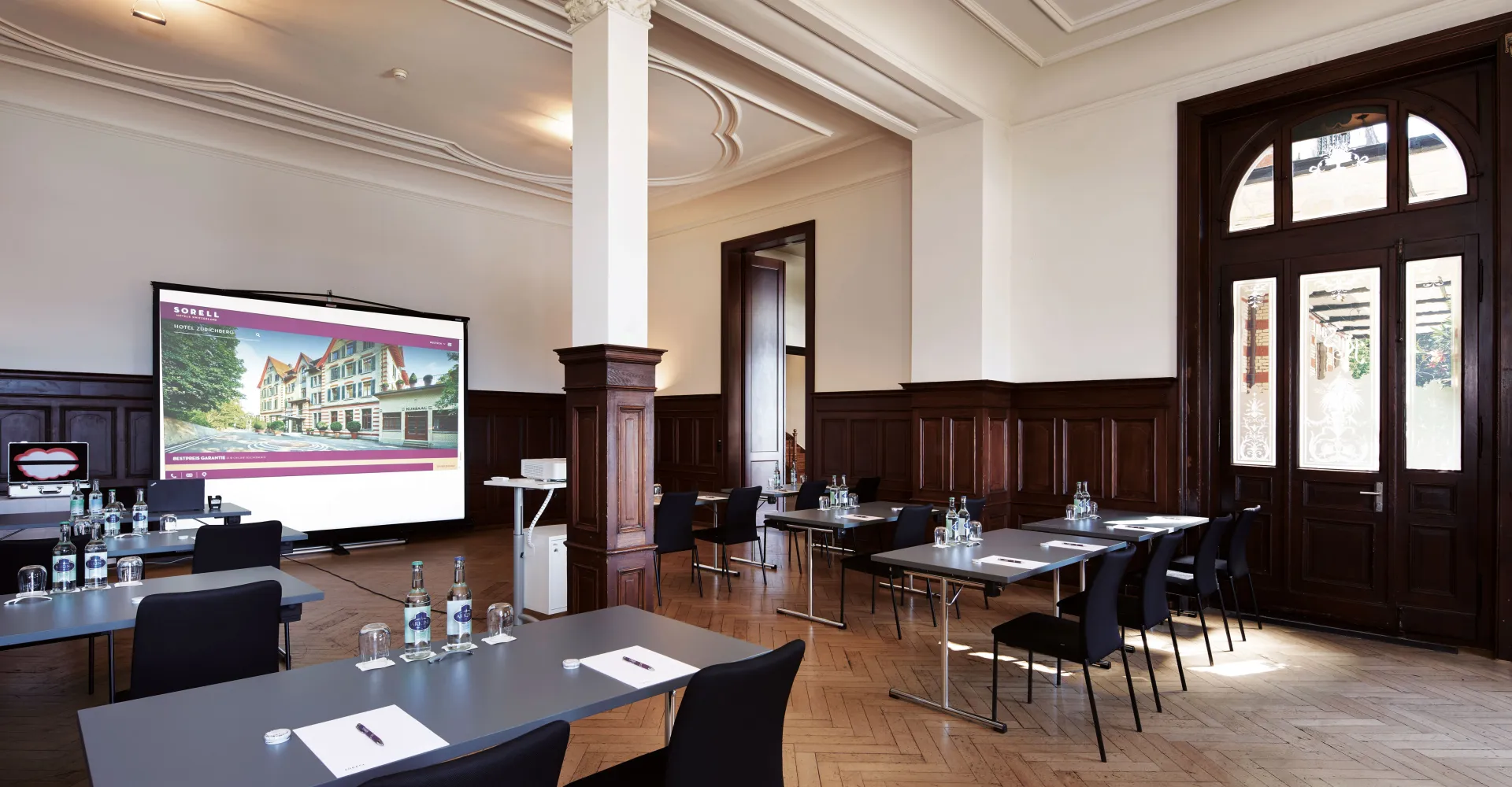 Kursaal 2 at the Hotel Zürichberg, equipped for meetings