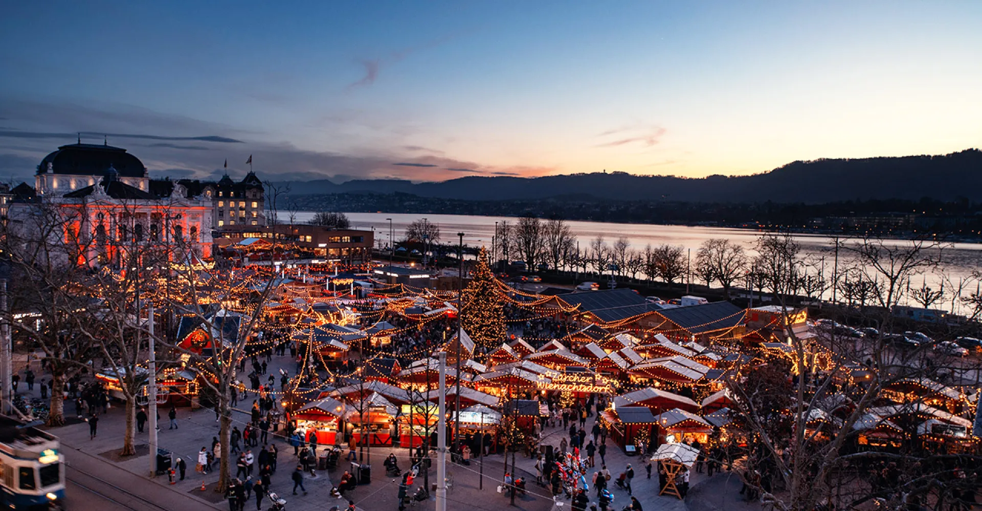 Picture of the Christmas village in Zurich in the evening