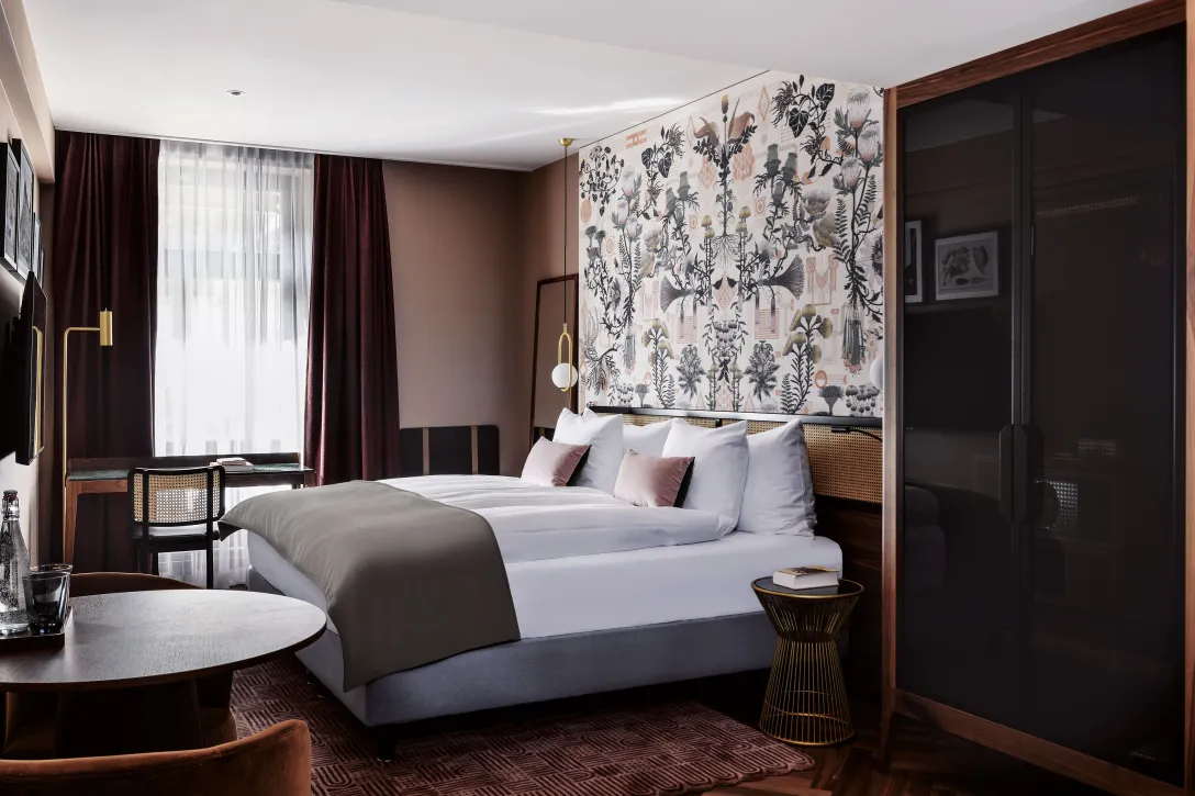 Sorell Hotel Seidenhof Superior Double Room with Seating Area and Desk