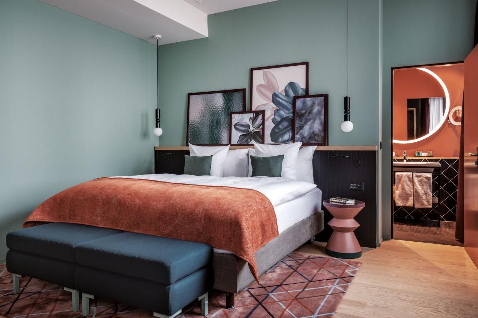 Sorell Hotel St. Peter Superior Doppelzimmer Twin und Badezimmer