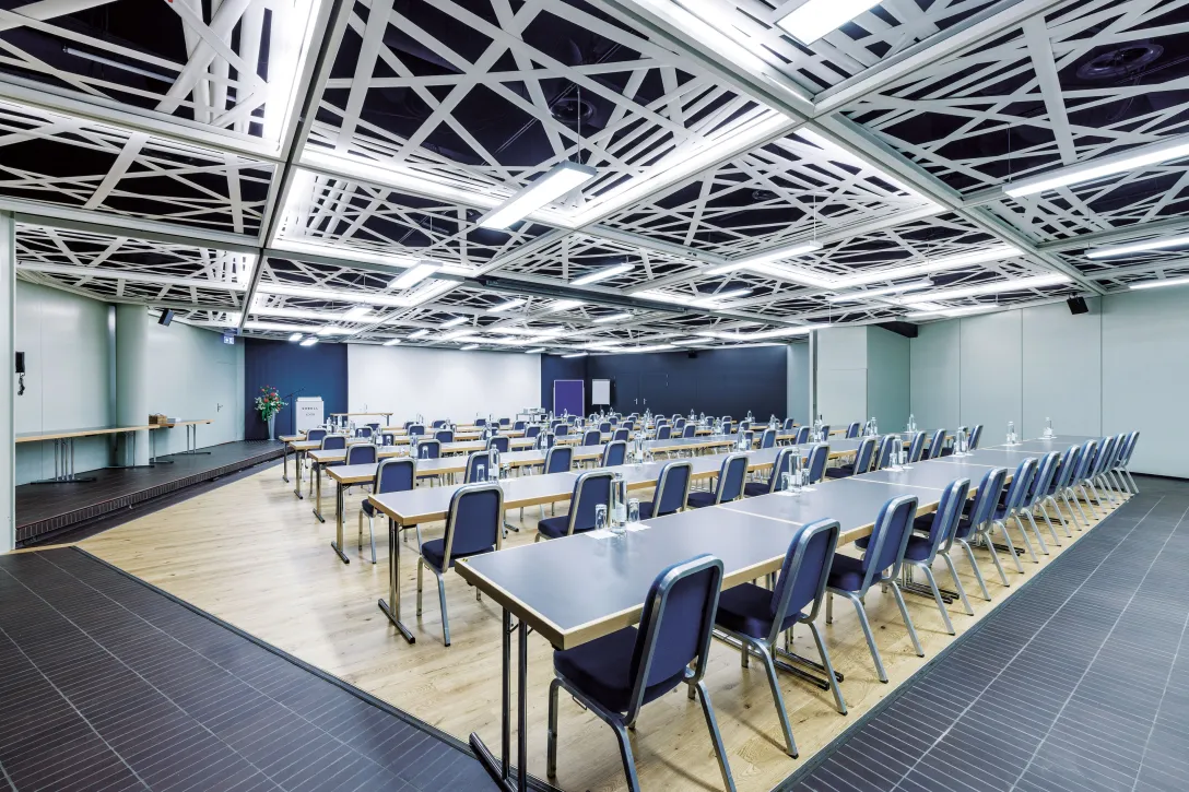 Seminarraum mit Reigen Bestuhlung