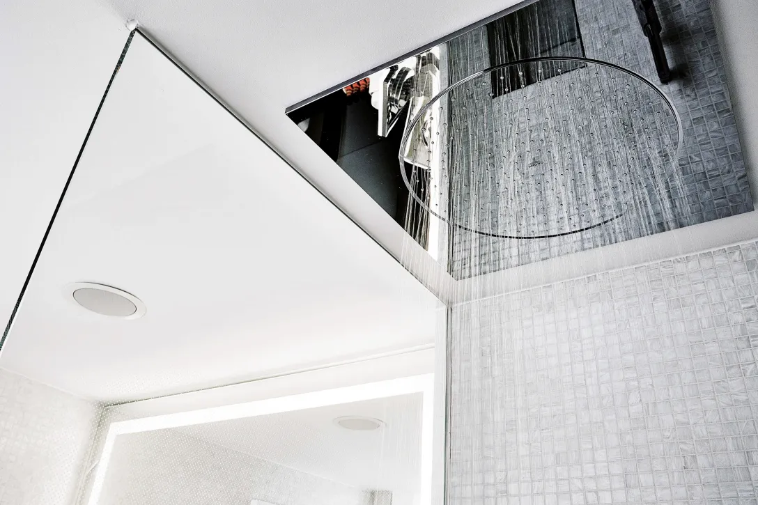 Sorell Hotel Krone Appartement Badezimmer Regendusche