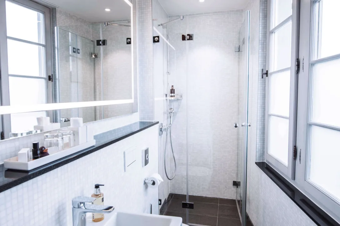 Sorell Hotel Rüden superior room with shower in bathroom