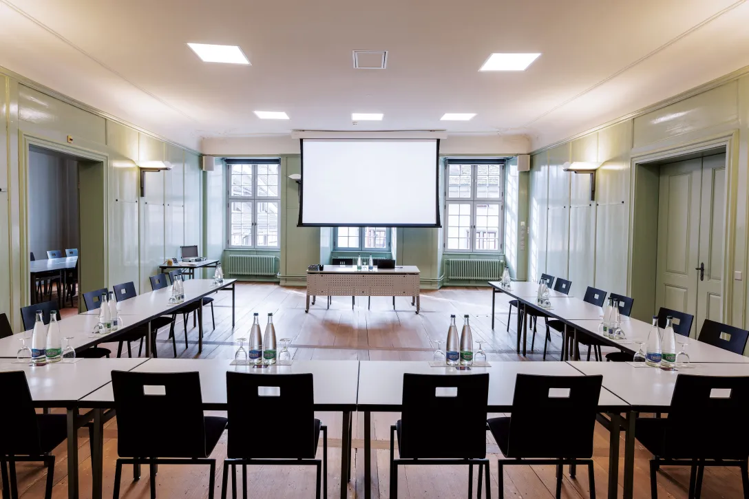 Aufnahme des Seminarraum Plenum im Hotel Rüden