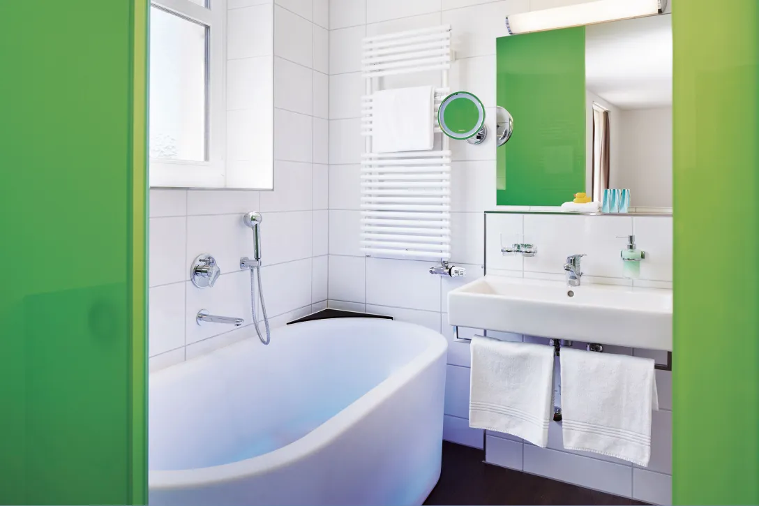 Sorell Hotel Rütli Superior Doppelzimmer King/Twin Badezimmer mit Badewanne