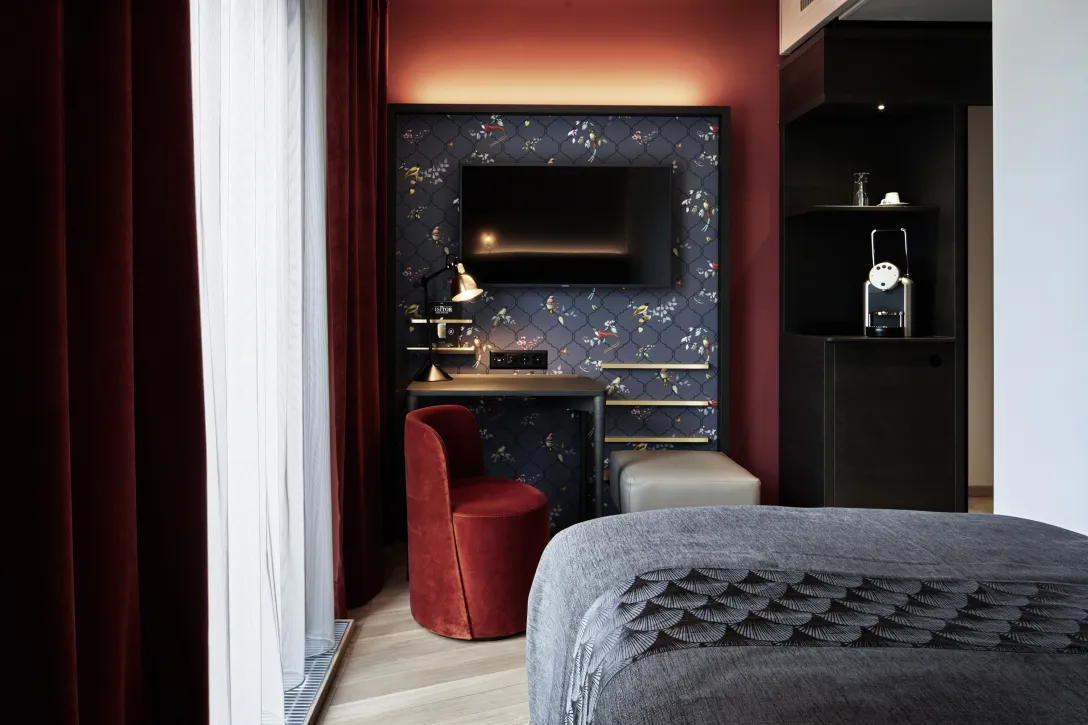 Standard Einzelzimmer mit Schreibtisch im Sorell Hotel Seefeld in Zürich