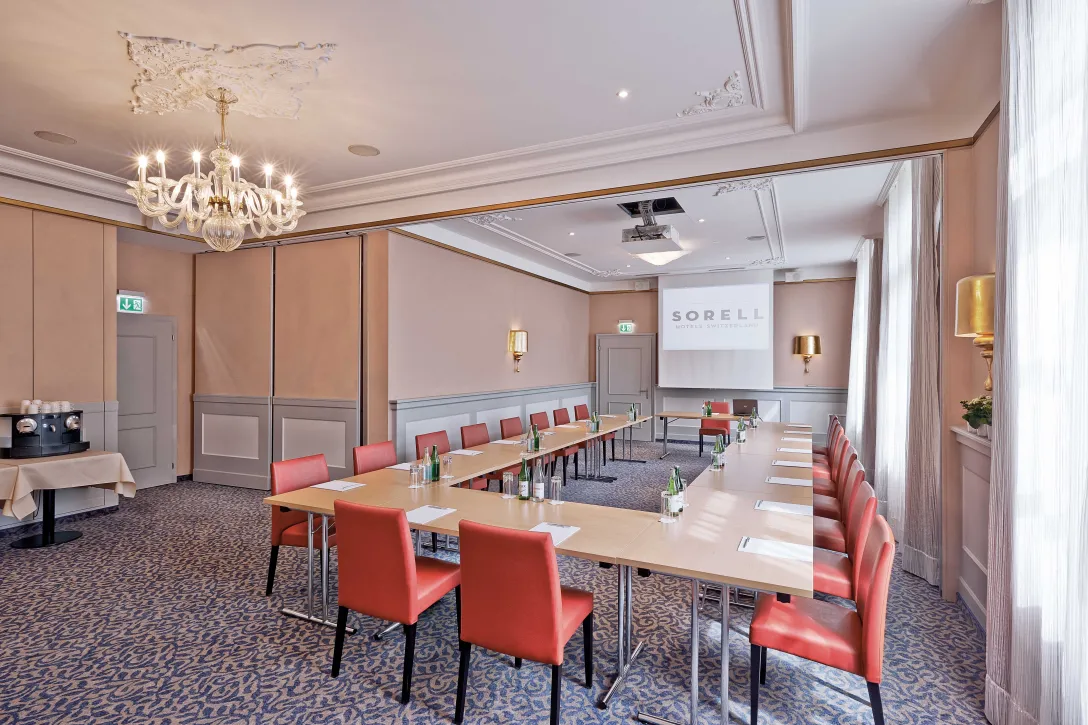 Seminar mit U-Form Bestuhlung im Hotel Tamina