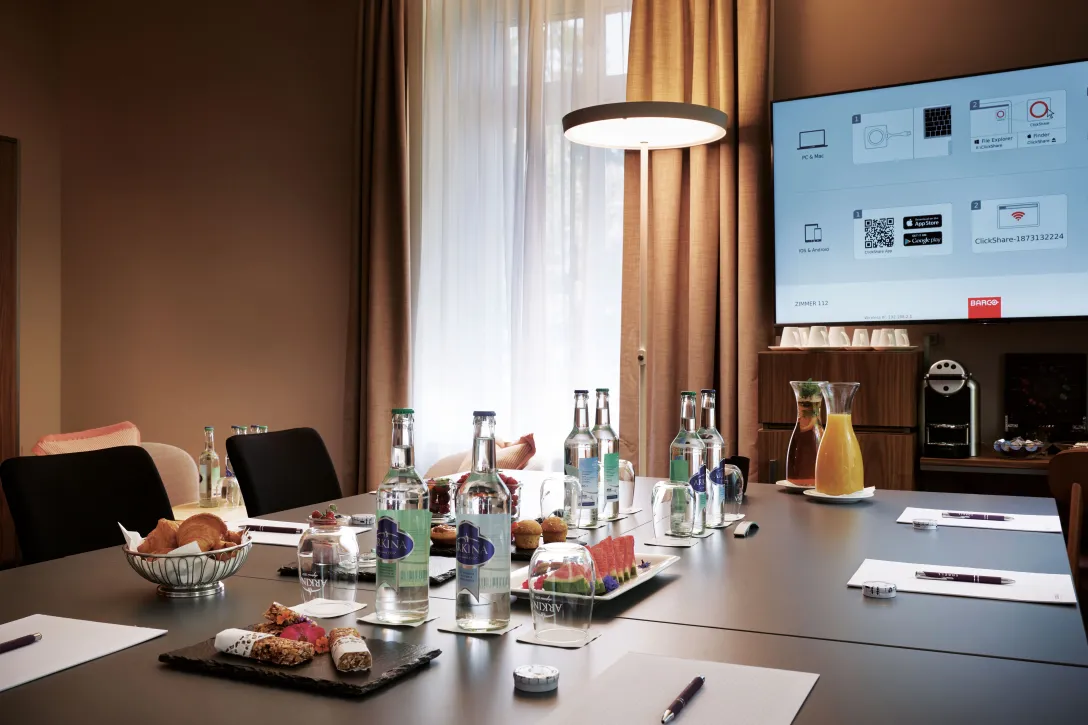 Meeting with block table in room 112