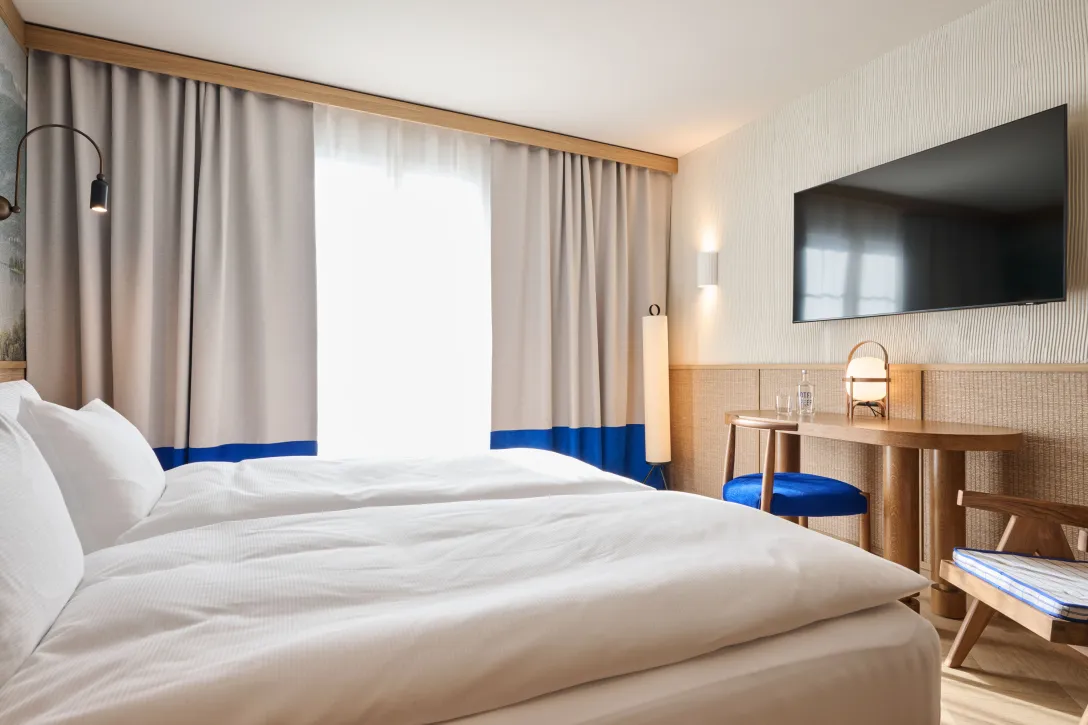Deluxkingzimmer im Hotel Speer Fernseh und Sitzecke