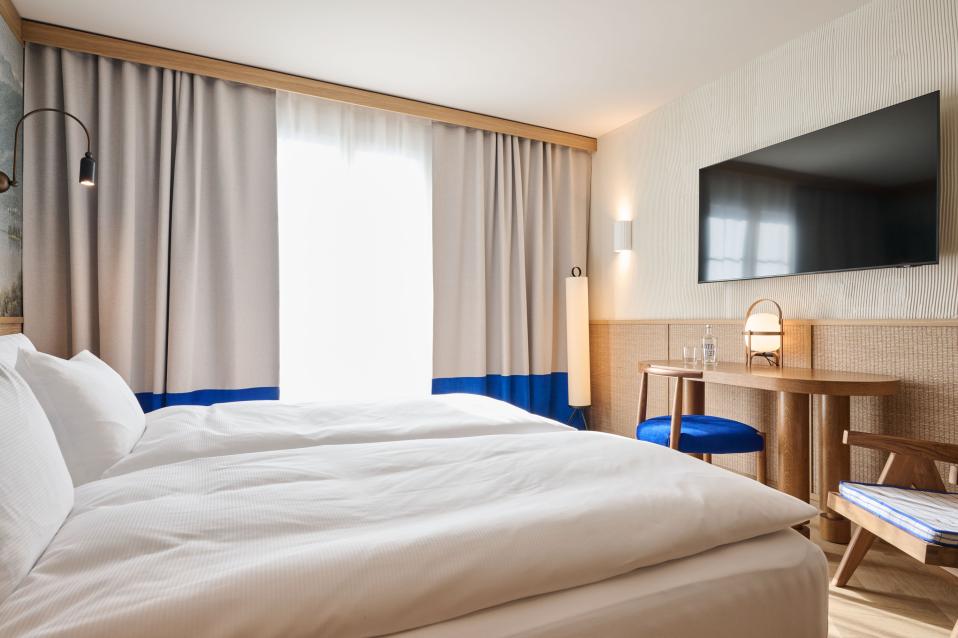 Deluxkingzimmer im Hotel Speer Fernseh und Sitzecke