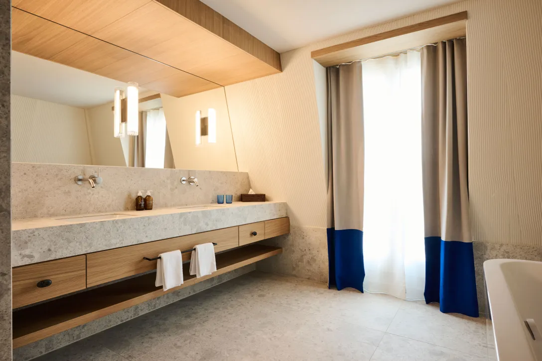 Waschbecken in der Junior Suite 