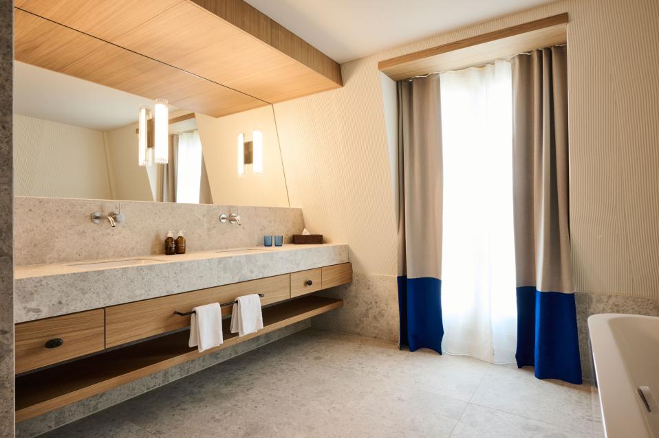 Waschbecken in der Junior Suite 