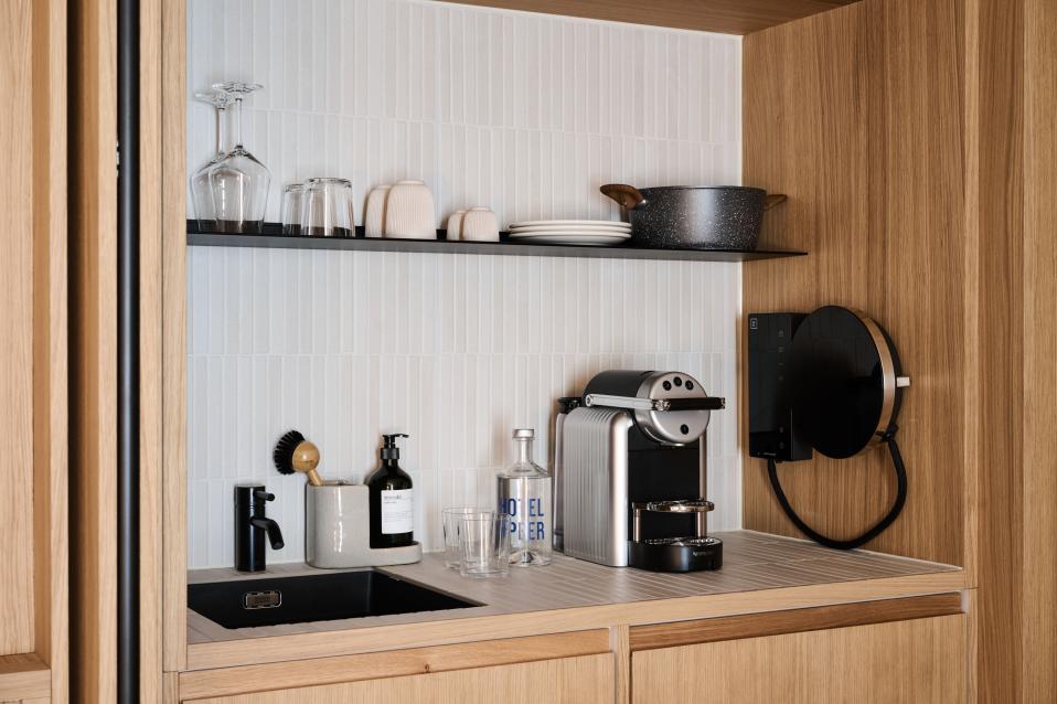 Kitchenette mit Kaffenmaschine in der Junior Suite