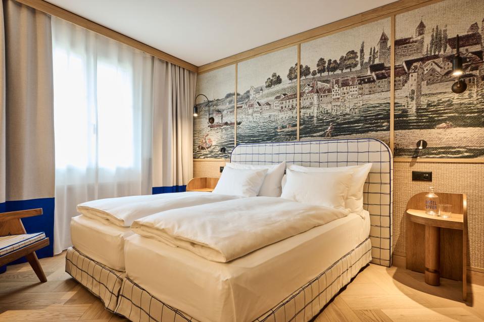 Bett im Standard Zimmer
