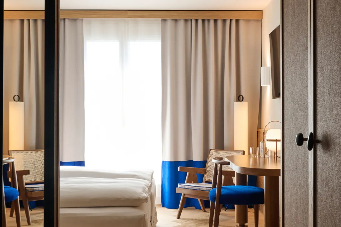 Entrance Superior Twin Room