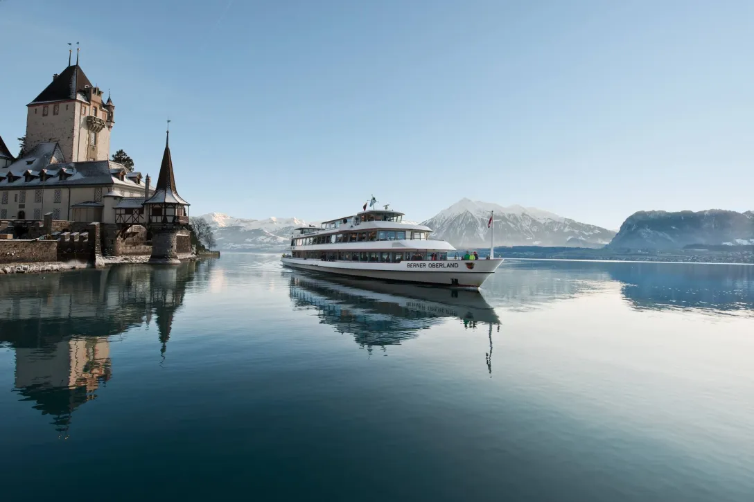Schiff auf dem Thunersee