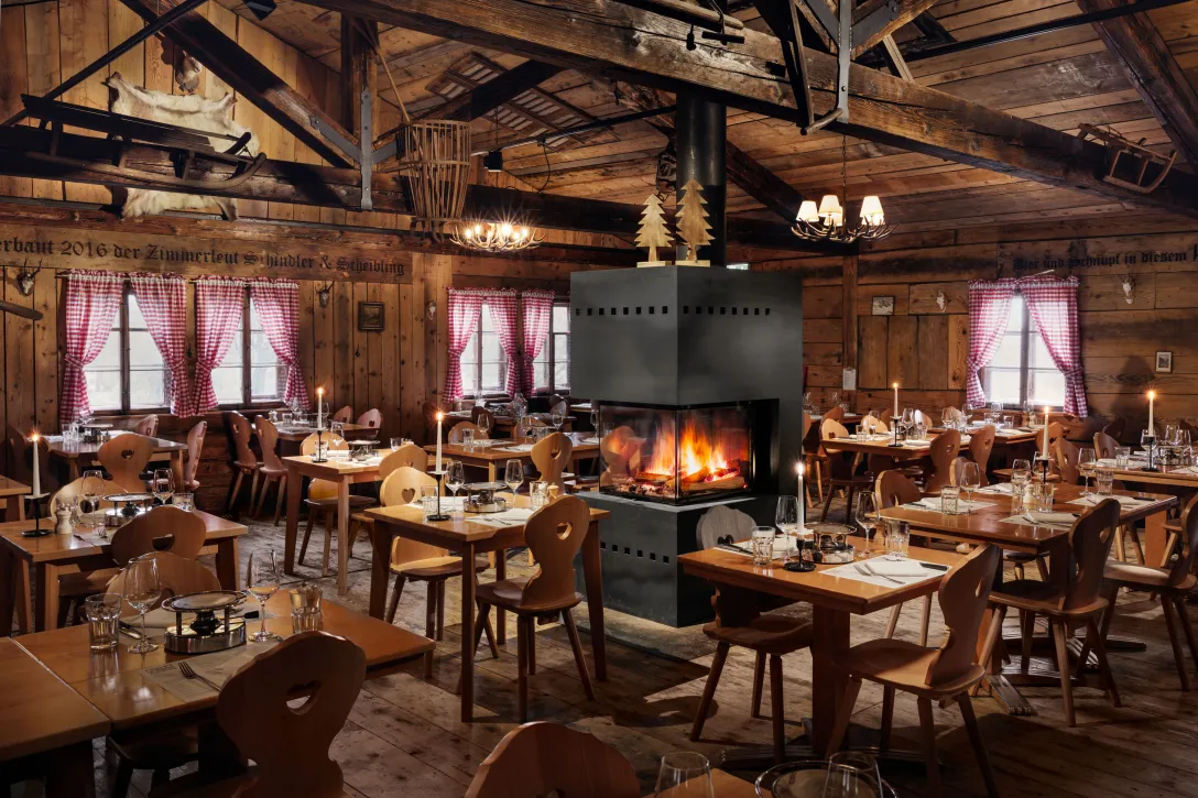 Fondue Chalet mit Cheminée 