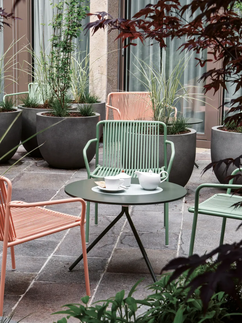 Seating area in the courtyard of the Sorell Hotel St. Peter