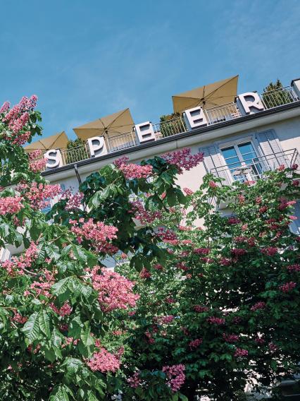 Aussenansicht des Hotels Speer
