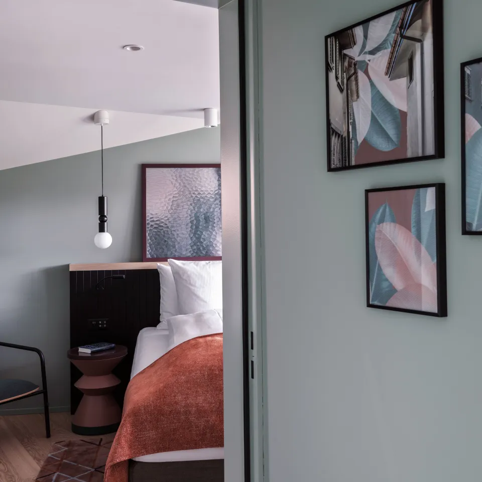 Sorell Hotel St. Peter Suite Sitzecke und Details