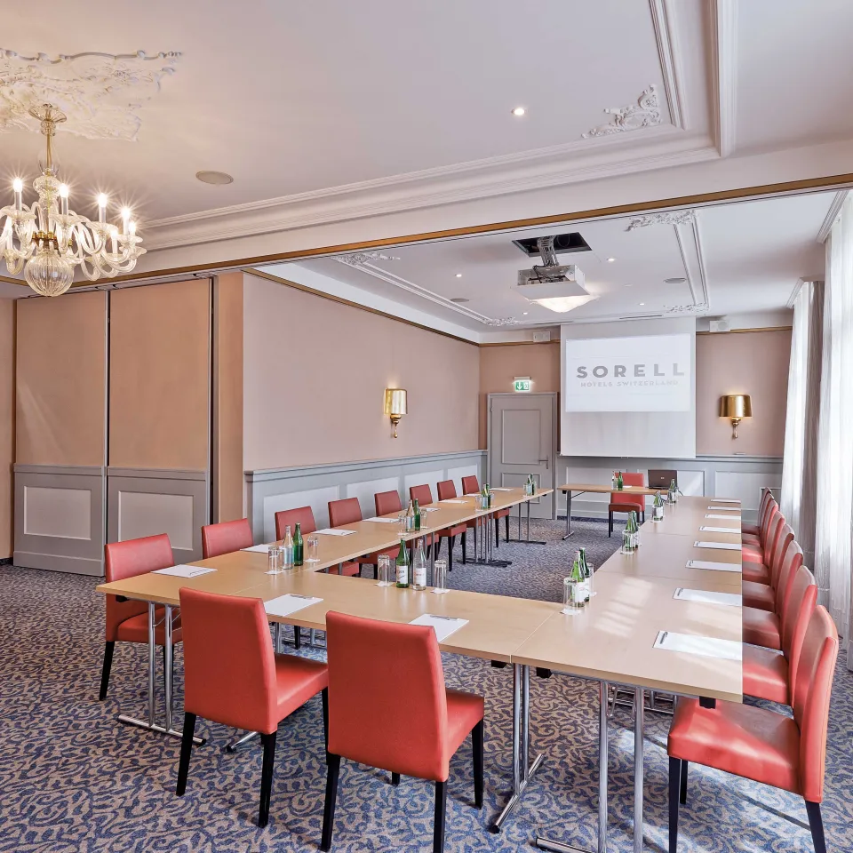 Seminar mit U-Form Bestuhlung im Hotel Tamina
