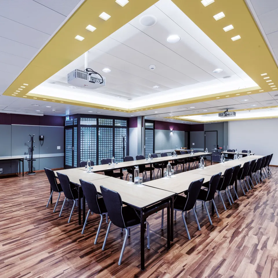 Seminar room with U-shape