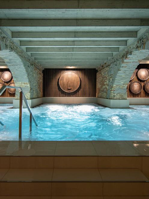 Recording of the spa at Hürlimannbad in Zurich