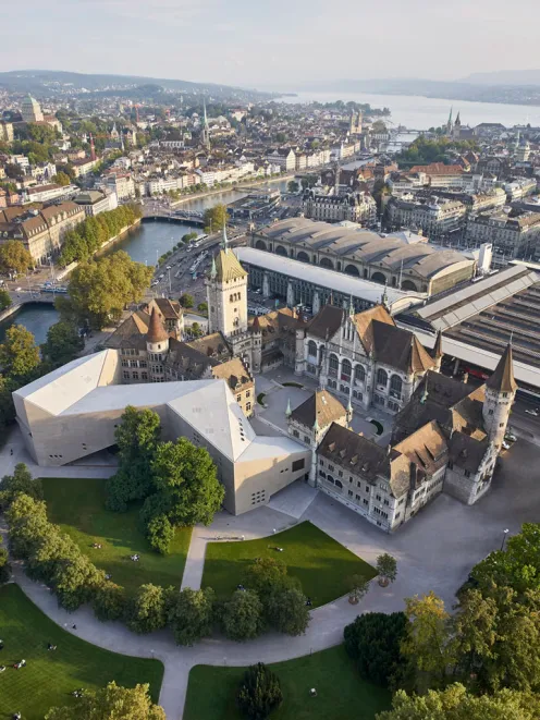 Luftaufnahme des Landesmuseum von oben