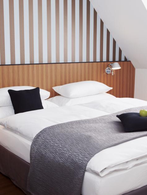 Sorell Hotel Rütli Standard Double King Schlafzimmer
