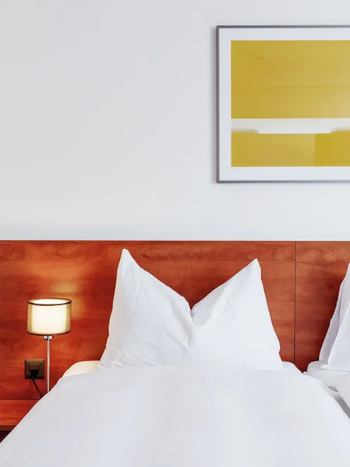 Sorell Hotel Sonnental Standard Queen Bett Zimmer Details